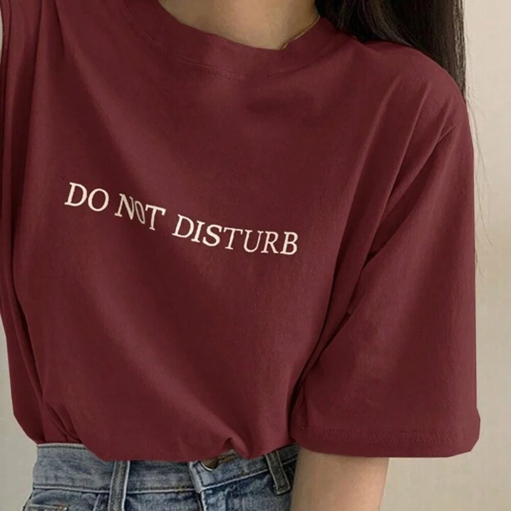 Dazy | Do Not Disturb Maroon T-Shirt | | Cream Writing | XL